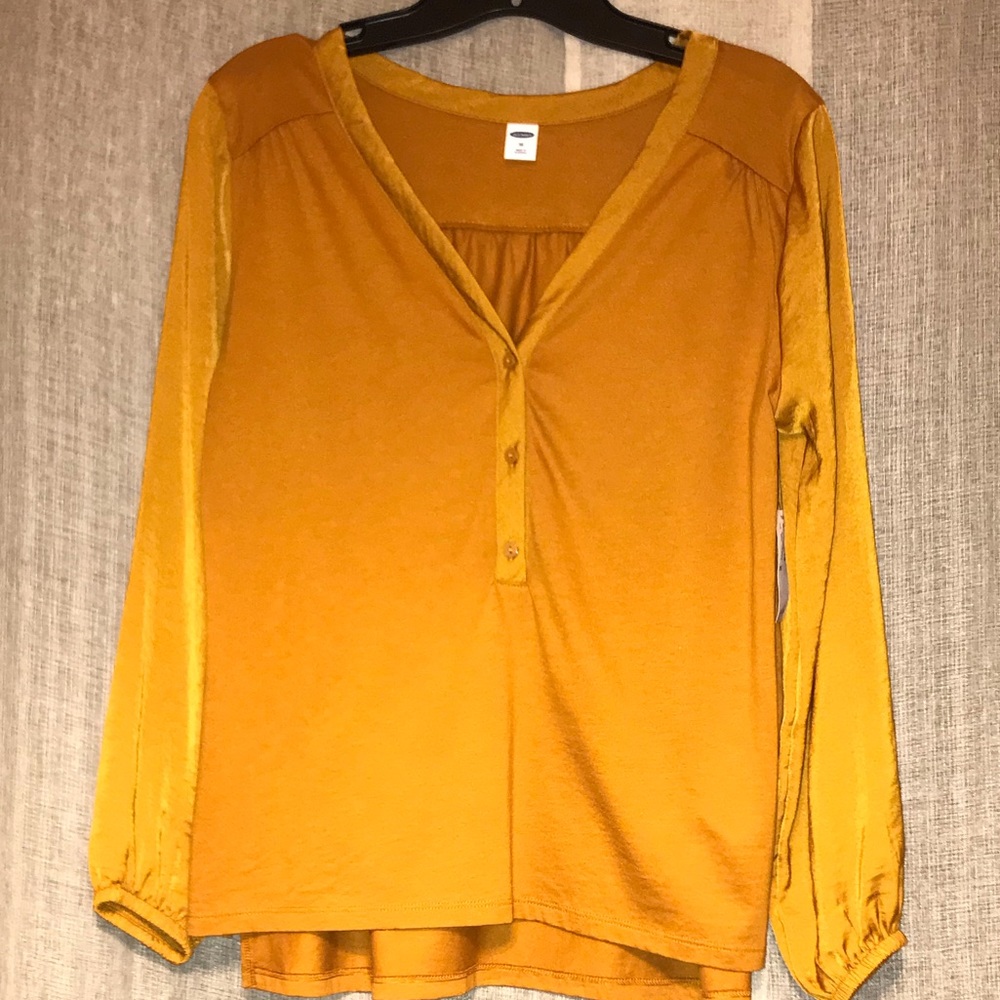 Old Navy Long Sleeve Top